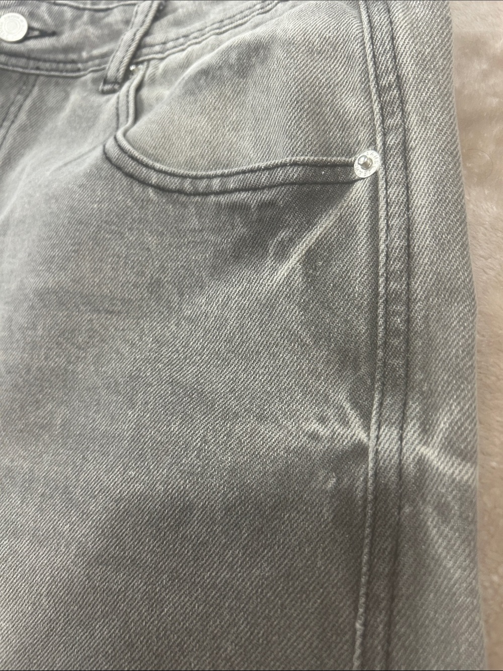 Aaron & Amber shorts Womens sz large Light Black Wash Denim Bermuda grunge flaw - Picture 14 of 14
